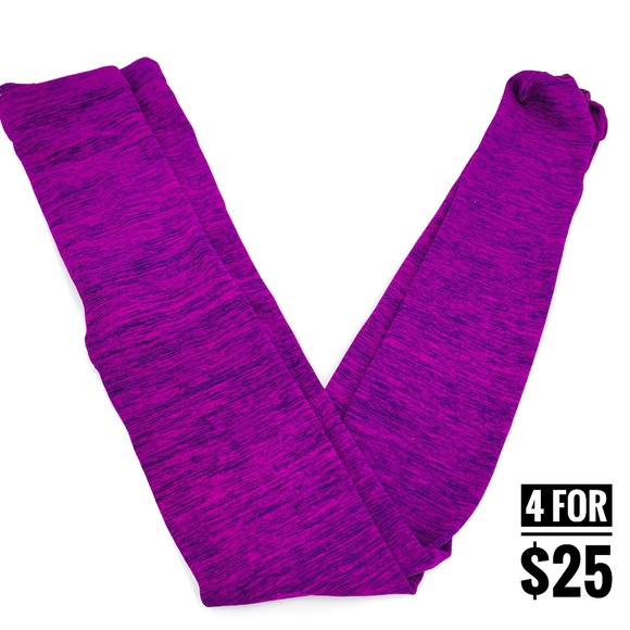 Xhilaration Accessories - Xhilaration Fleece Lined Footed Tights